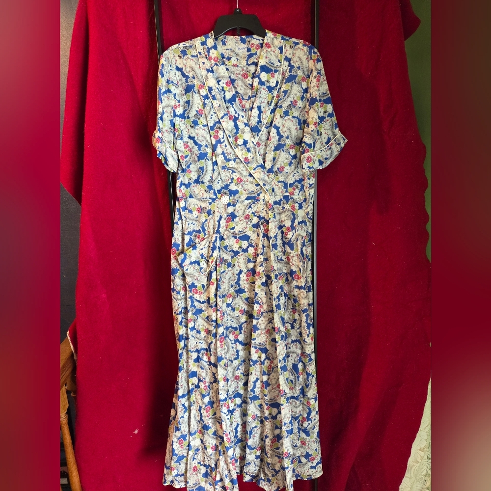 Vintage Floral Blue and White Wrap Dress